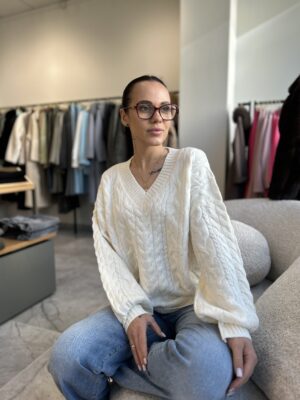 Megztinis su pynėmis Milky - Image 1