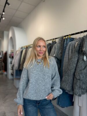 Megztukas Grey - Image 1