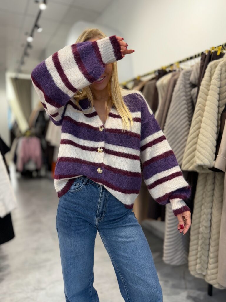 Megztinis Patterned Purple