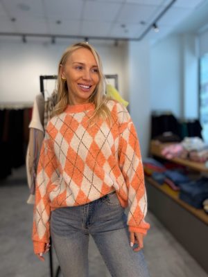 Megztinis Orange Rombo - Image 1