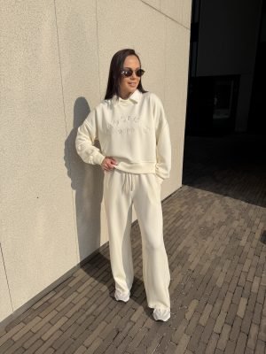 Kostiumėlis Lounge Set Milky - Image 1