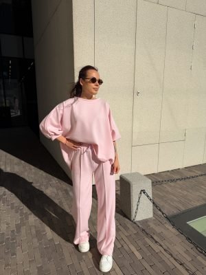 Kostiumėlis Relaxed Pink Išankstinis užsakymas - Image 1