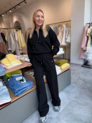 Laisvalaikio kostiumėlis Black Out - Image 3