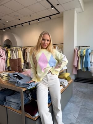 Megztukas Cute Yellow - Image 1