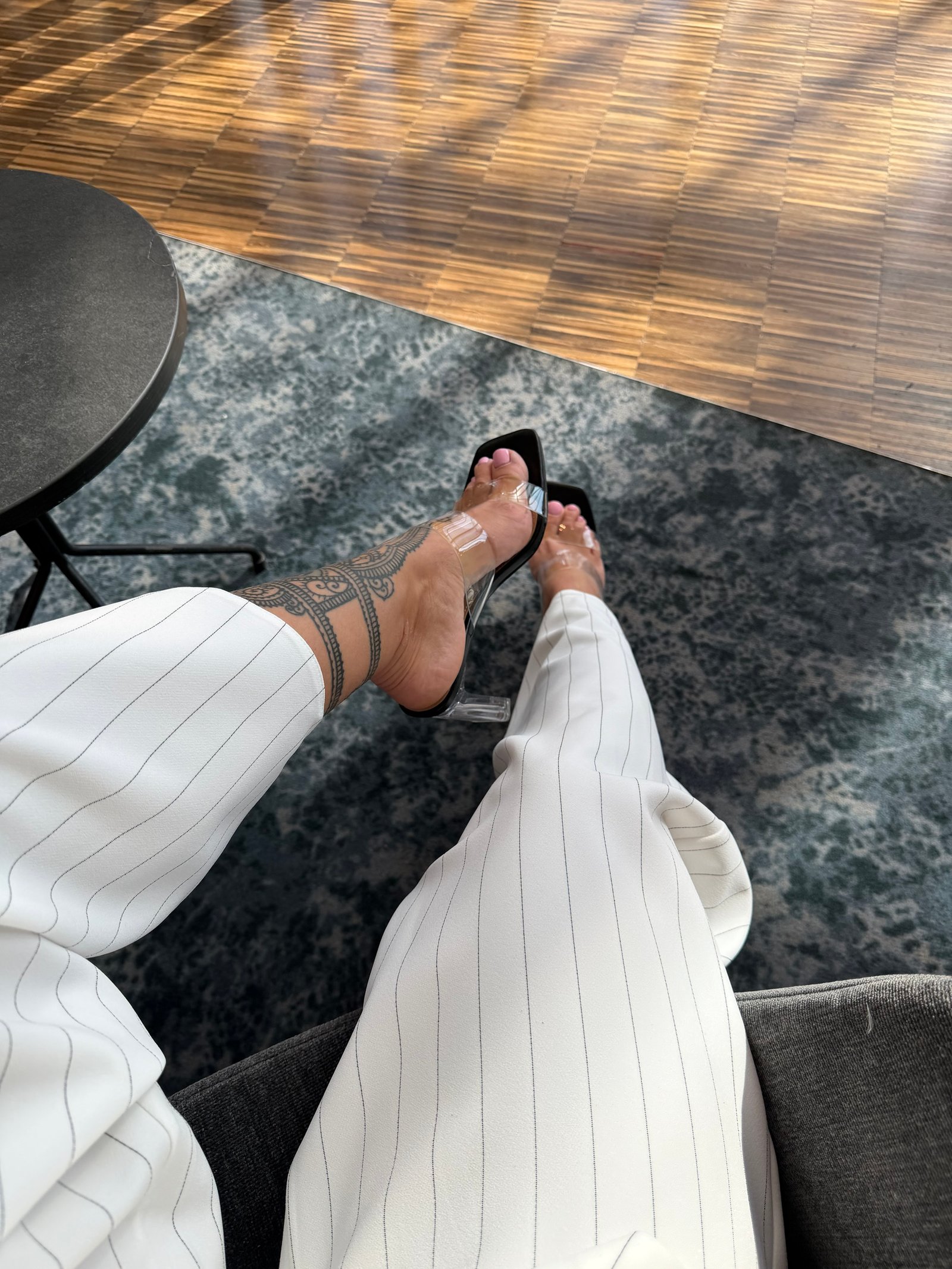 AukštakulniaI Strappy Black