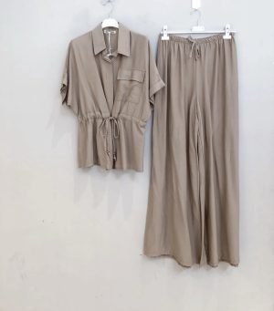 Kostiumėlis Comfort Camel Išankstinis užsakymas - Image 1