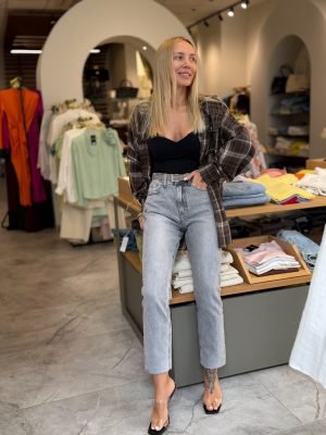 Džinsai žemaūgėm Mom Fit Grey - Image 1