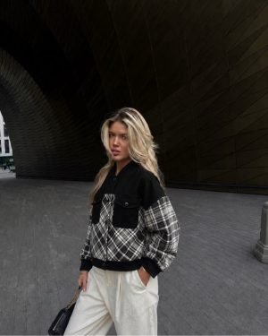 Bomberis Lana - Image 2
